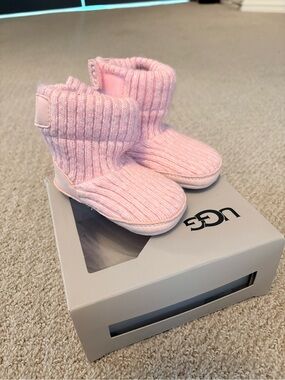 UGG Pink Knit Baby Booties